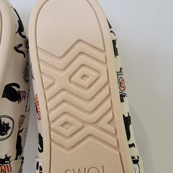 Toms Classic Halloween Black Cat Belmont Womens Slip On Flats Shoes Size 8 NWT - Picture 6 of 12